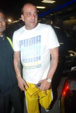 Sanjay Dutt snapped at airport as they enter Big Boss on 29th Dec 2011 (11).JPG